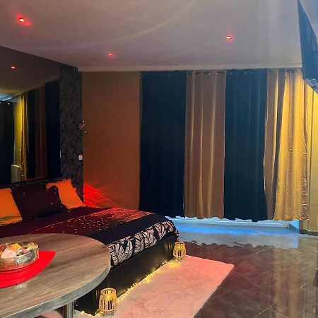 Homesparadise Loveroom 贝桑松 外观 照片