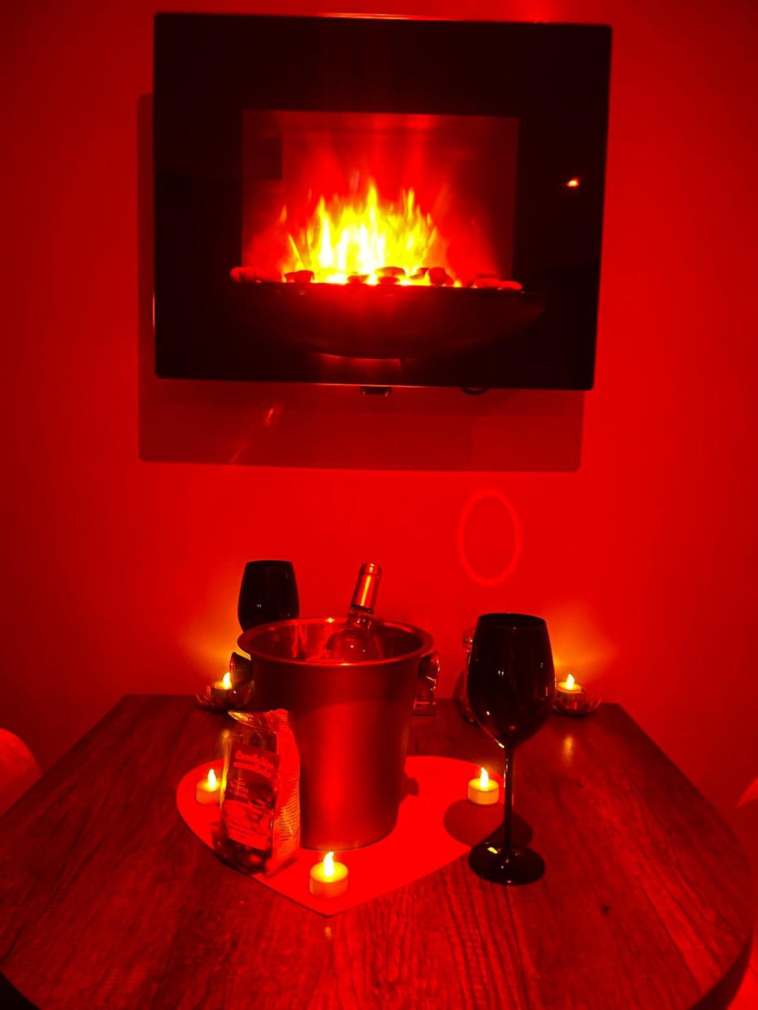 Homesparadise Loveroom 贝桑松 外观 照片